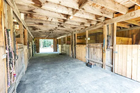 96 Green Road Raymond NH 03077