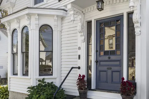 8 Maple Street Exeter NH 03833