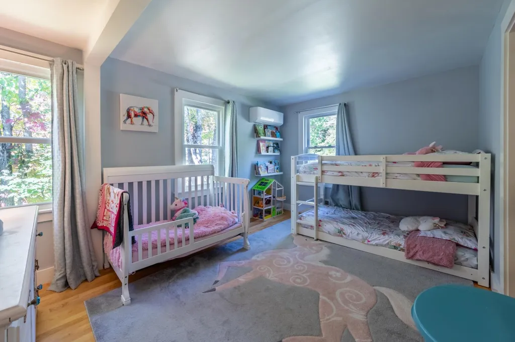 246 Barrett Road New London NH 03257