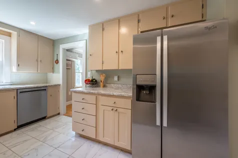 246 Barrett Road New London NH 03257