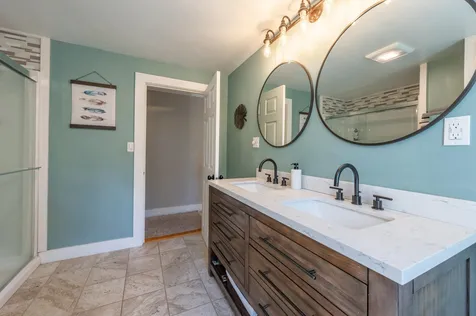 246 Barrett Road New London NH 03257