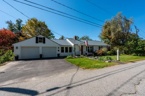 246 Barrett Road New London NH 03257