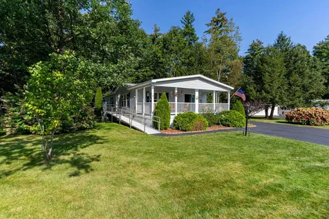 140 Eagle Drive Rochester NH 03868