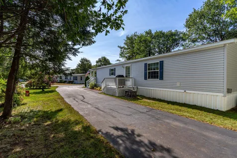 140 Eagle Drive Rochester NH 03868
