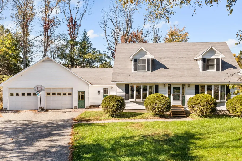 6 1/2 Starr King Park, Lancaster NH Real Estate Listing MLS 4972816