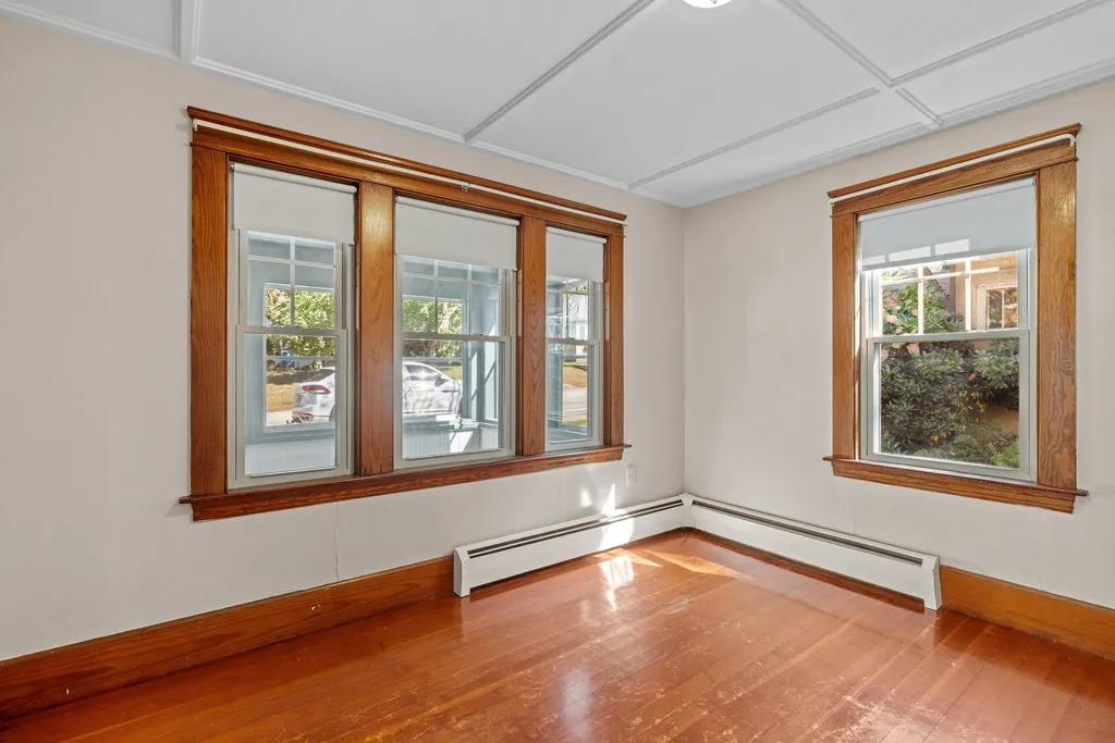 117 Gilford Avenue Laconia NH 03246