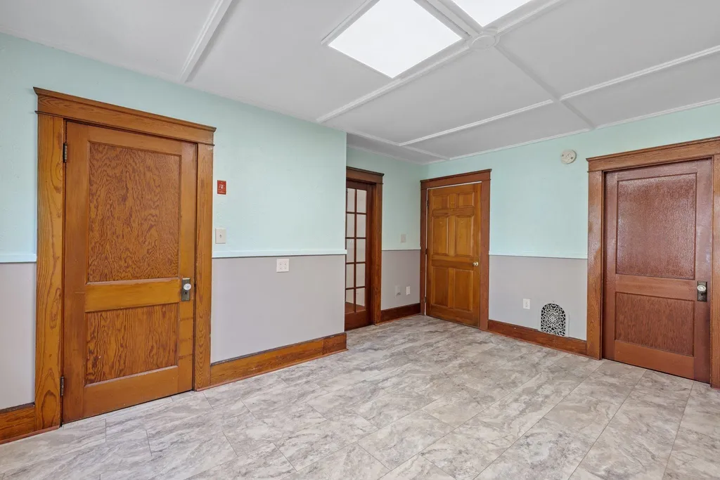 117 Gilford Avenue Laconia NH 03246