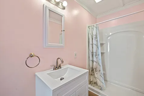 117 Gilford Avenue Laconia NH 03246