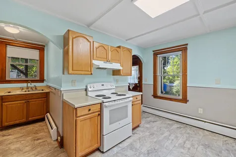 117 Gilford Avenue Laconia NH 03246