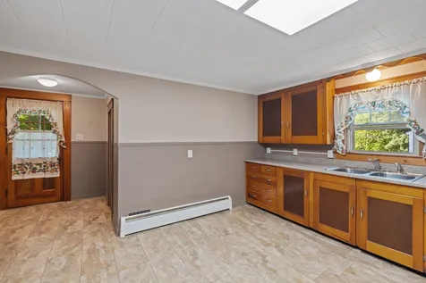 117 Gilford Avenue Laconia NH 03246