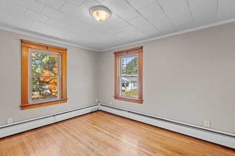 117 Gilford Avenue Laconia NH 03246
