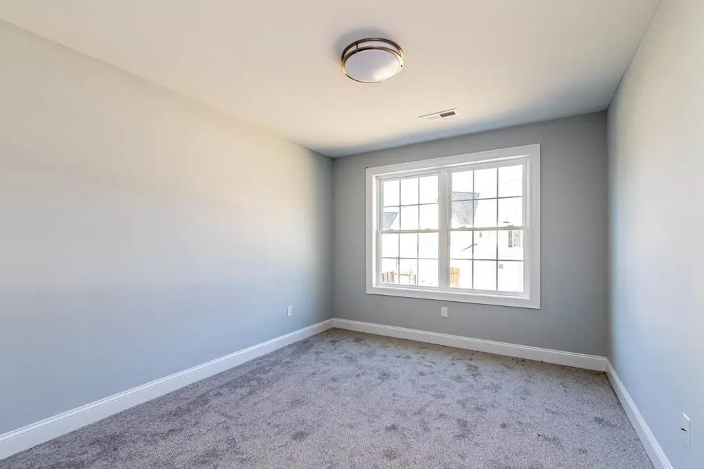 12-1 Porch Light Drive Dover NH 03820
