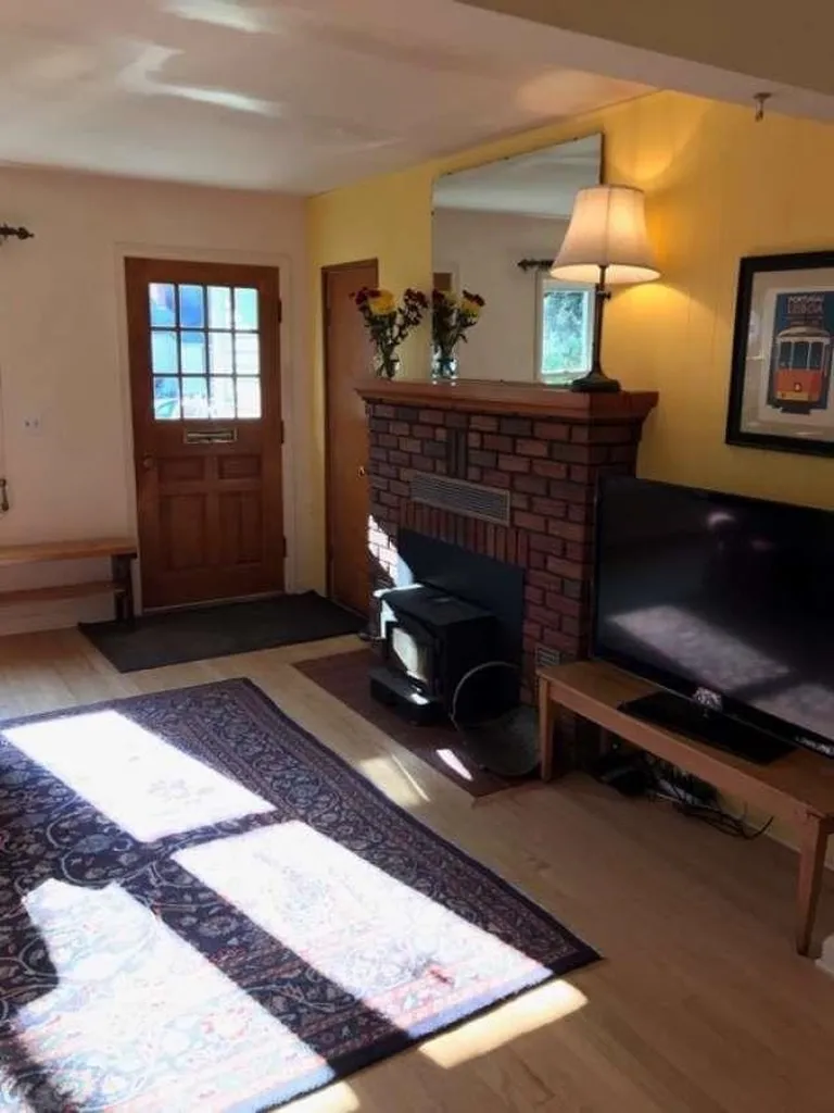 129 Dodds Court Burlington VT 05408