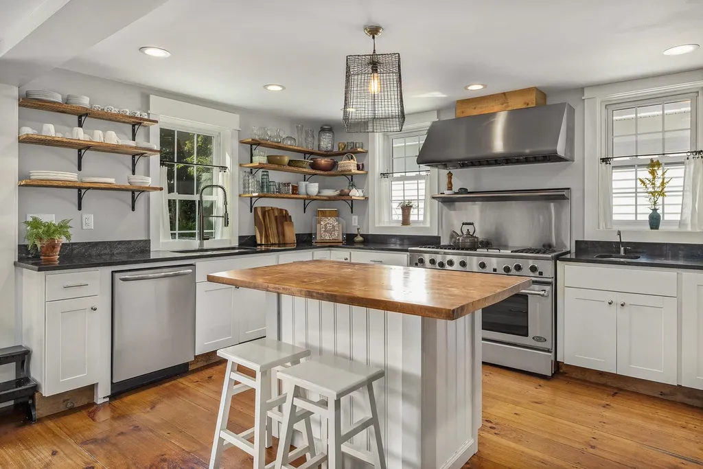 340 Water Street Exeter NH 03833