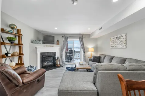 17 Sullivan Way Laconia NH 03246