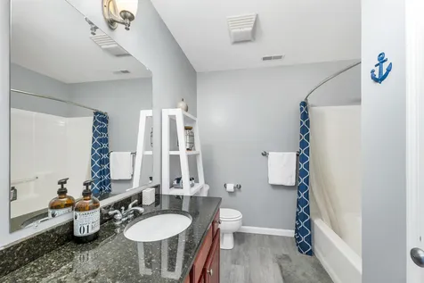 17 Sullivan Way Laconia NH 03246