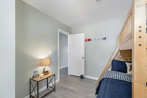 17 Sullivan Way Laconia NH 03246
