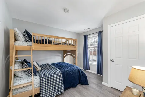 17 Sullivan Way Laconia NH 03246