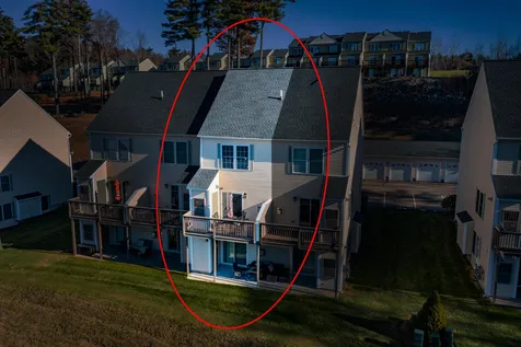 17 Sullivan Way Laconia NH 03246
