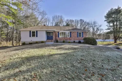 5 Wildbrook Drive Plaistow NH 03865