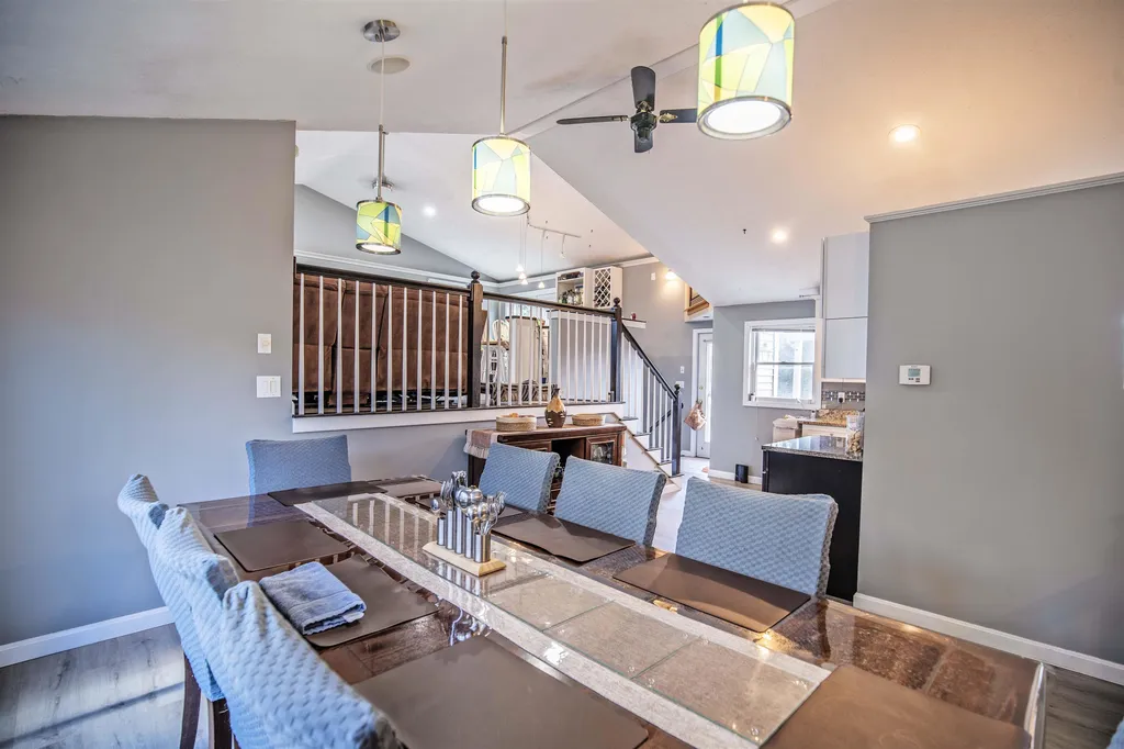 14 Greeley Street Hudson NH 03051