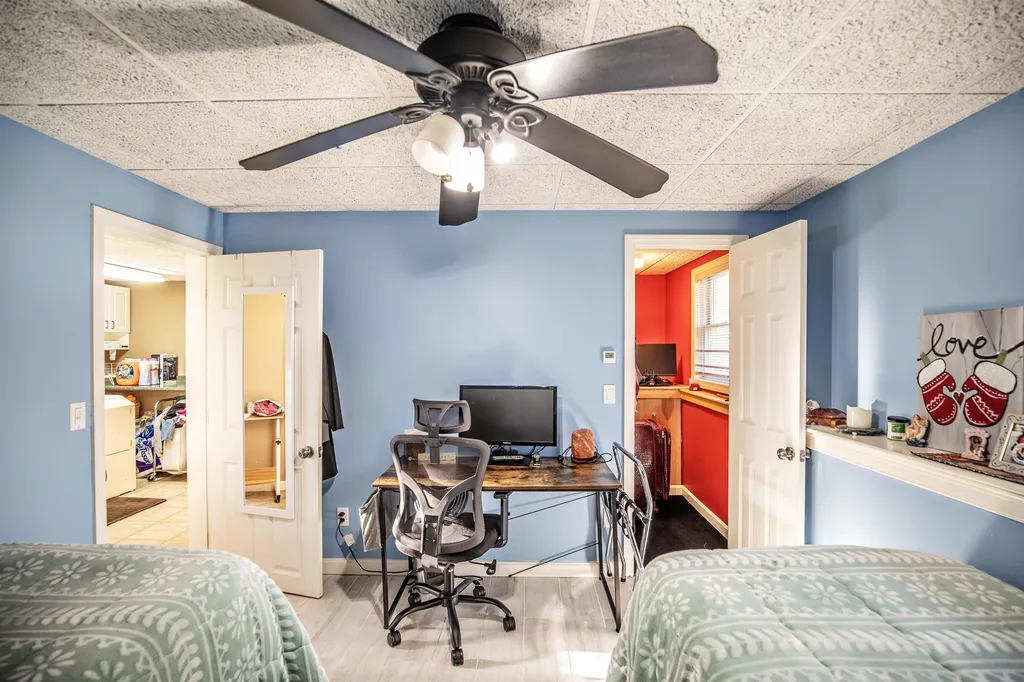 14 Greeley Street Hudson NH 03051