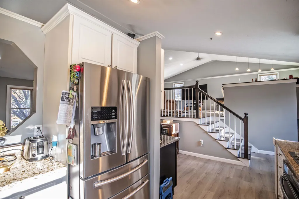 14 Greeley Street Hudson NH 03051