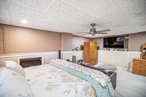 14 Greeley Street Hudson NH 03051