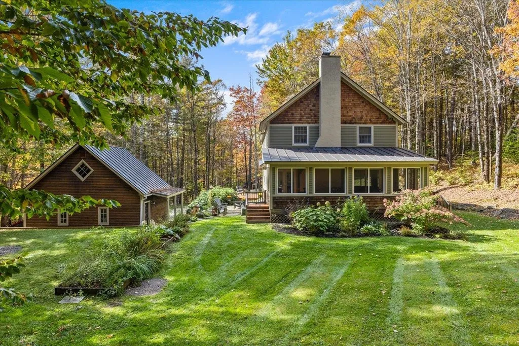 283 Gilcrist Road Stowe VT 05672
