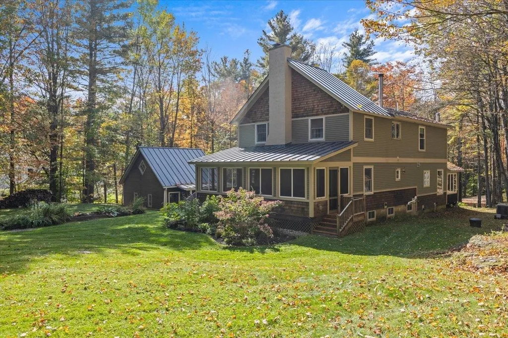 283 Gilcrist Road Stowe VT 05672