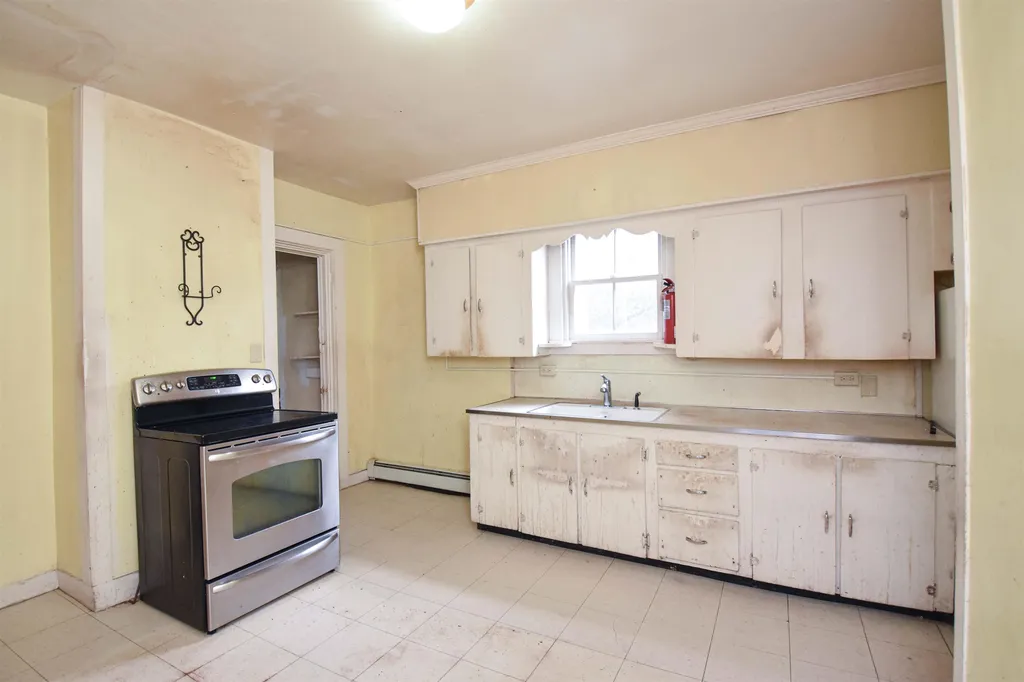 3 East Street Vergennes VT 05491