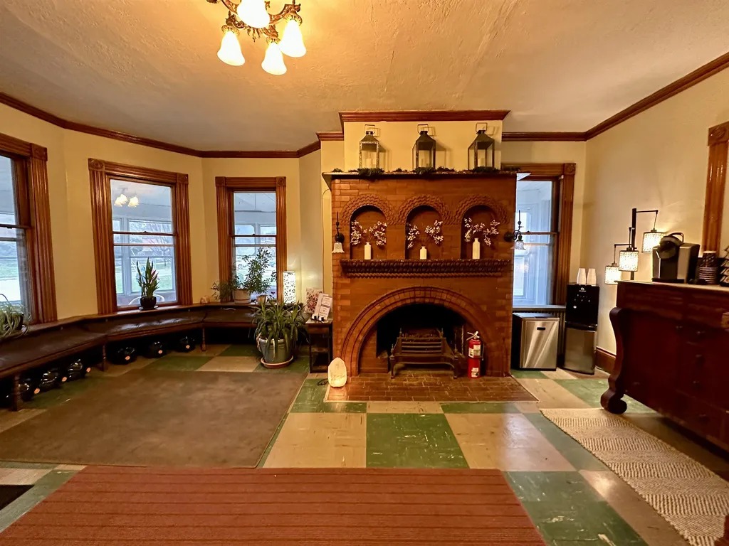 142 North Main Street St. Albans City VT 05478