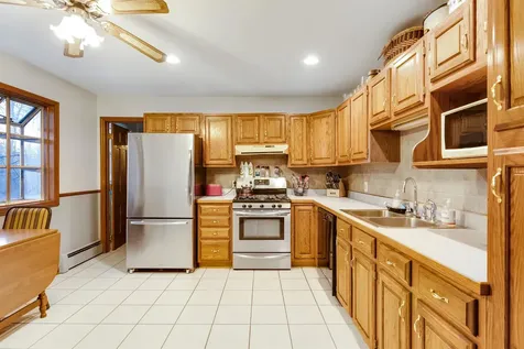 4 Forest Road Essex VT 05452