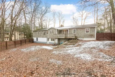 4 Forest Road Essex VT 05452