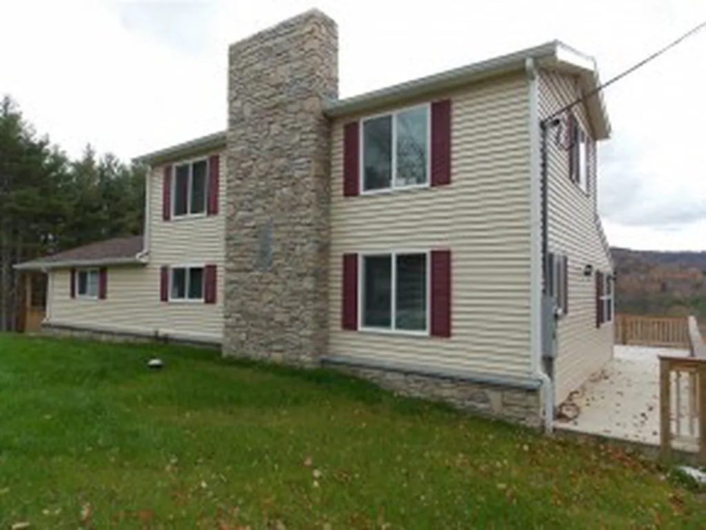 991 Cherry Valley Road Gilford NH 03249