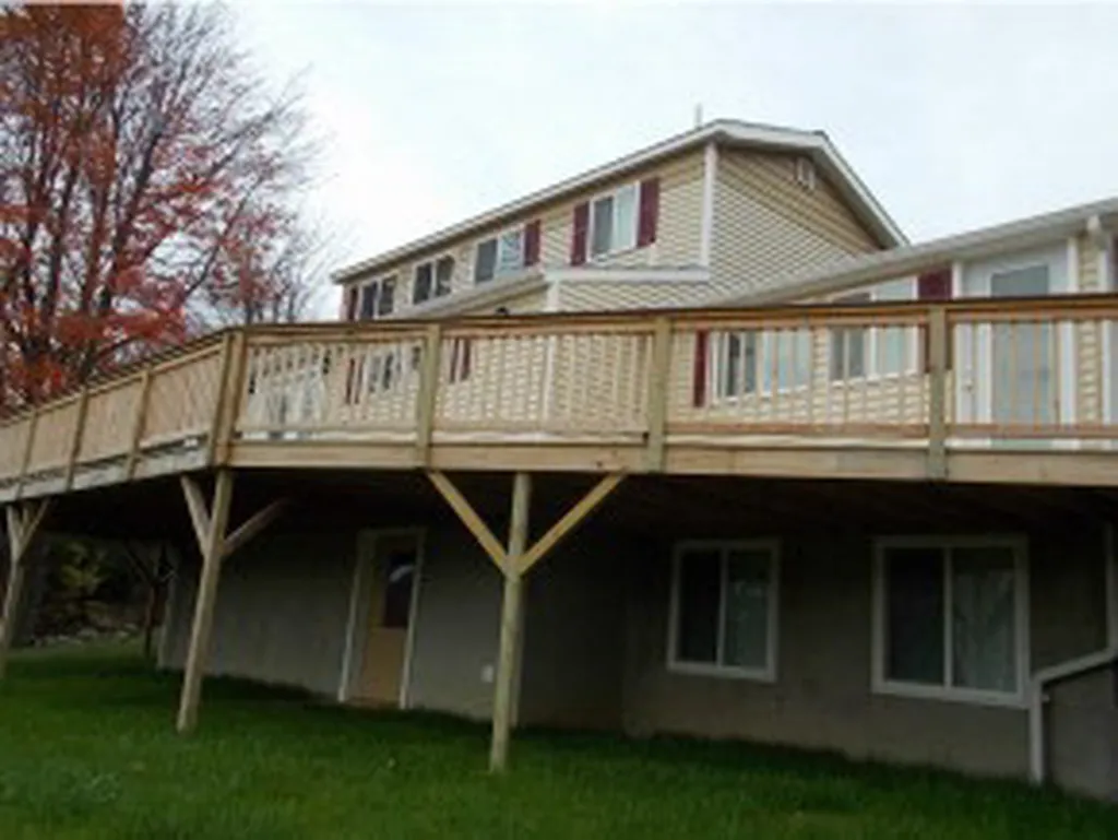 991 Cherry Valley Road Gilford NH 03249