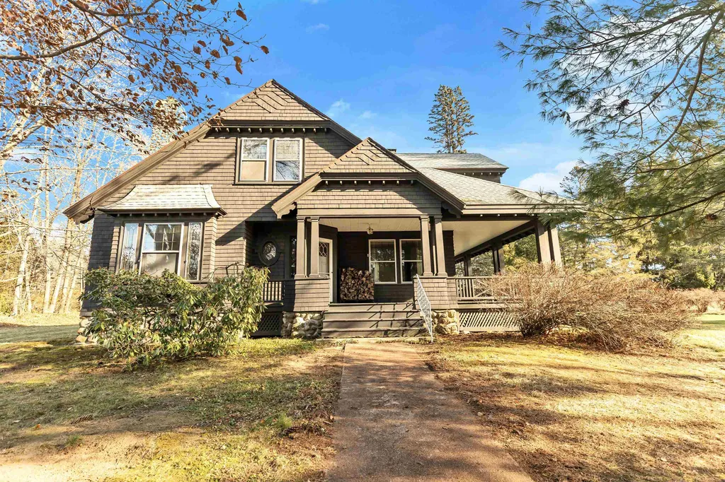 220 Pembroke Street Pembroke NH 03275