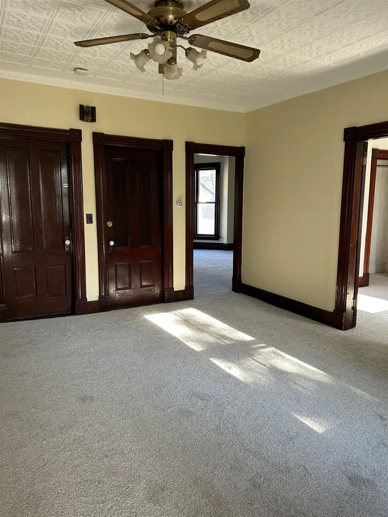 3 Paige Avenue Nashua NH 03064