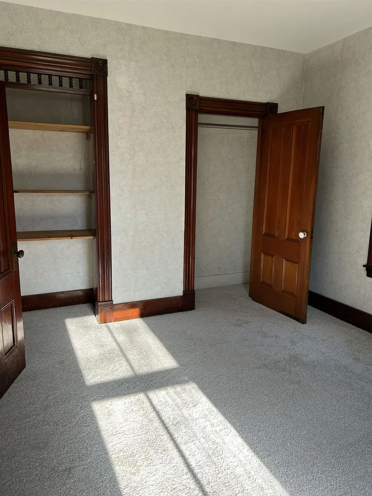 3 Paige Avenue Nashua NH 03064