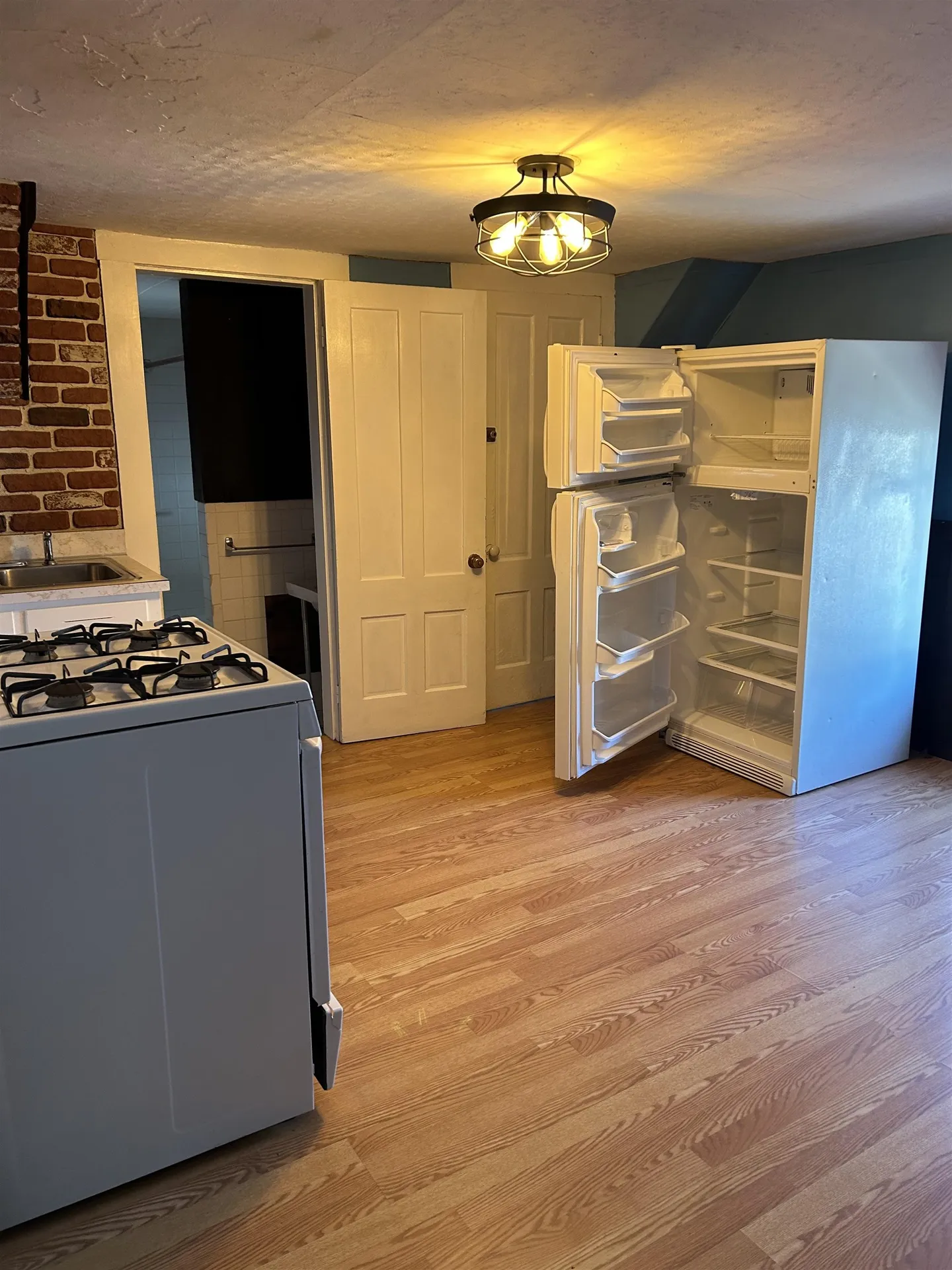 3 Paige Avenue Nashua NH 03064