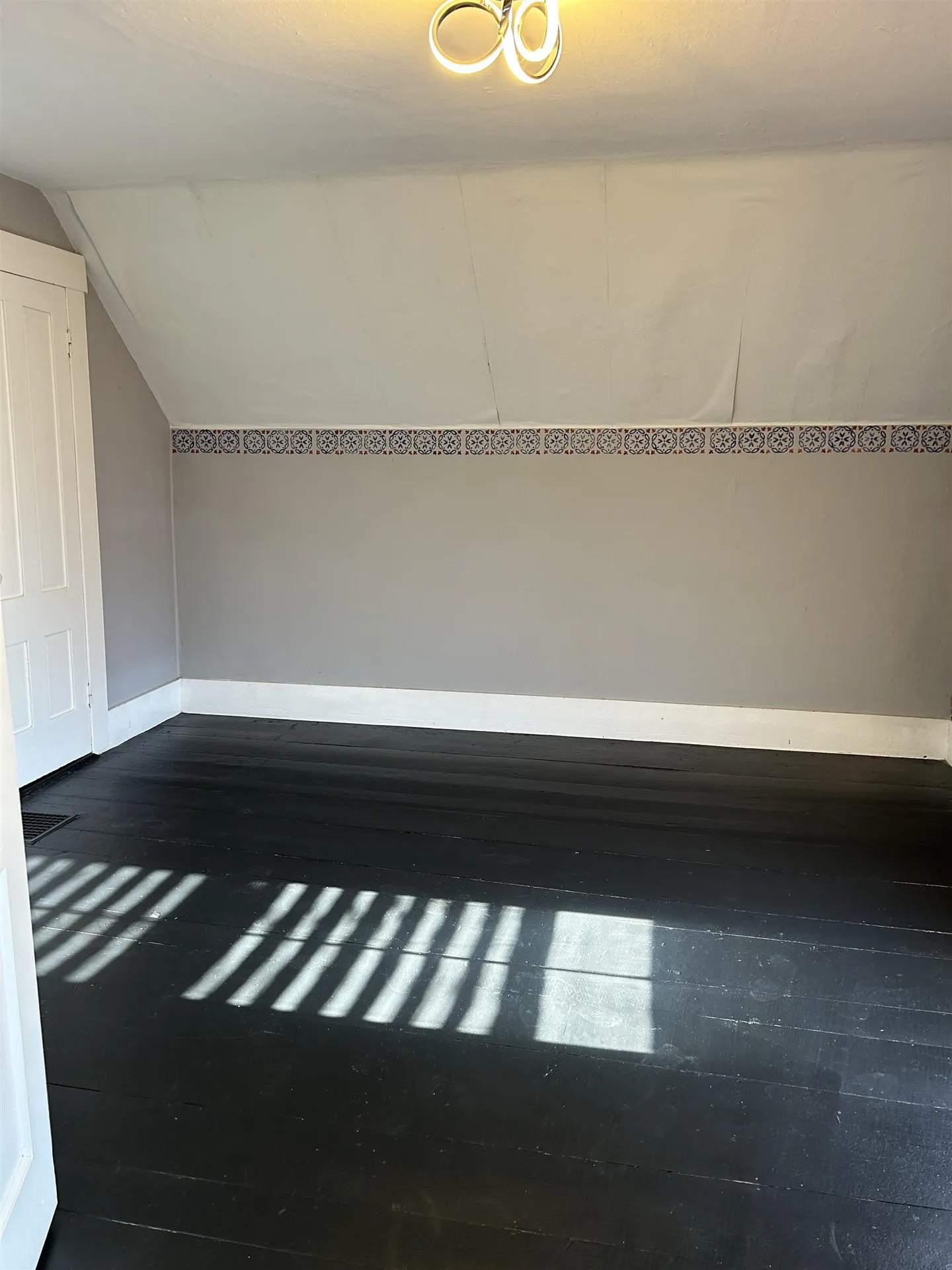 3 Paige Avenue Nashua NH 03064