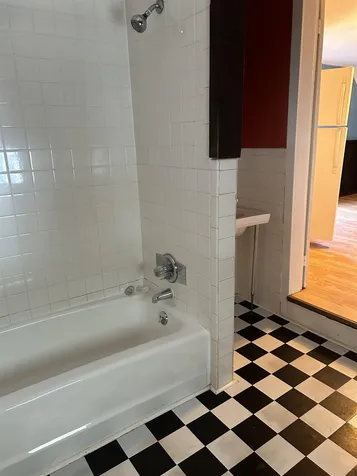 3 Paige Avenue Nashua NH 03064
