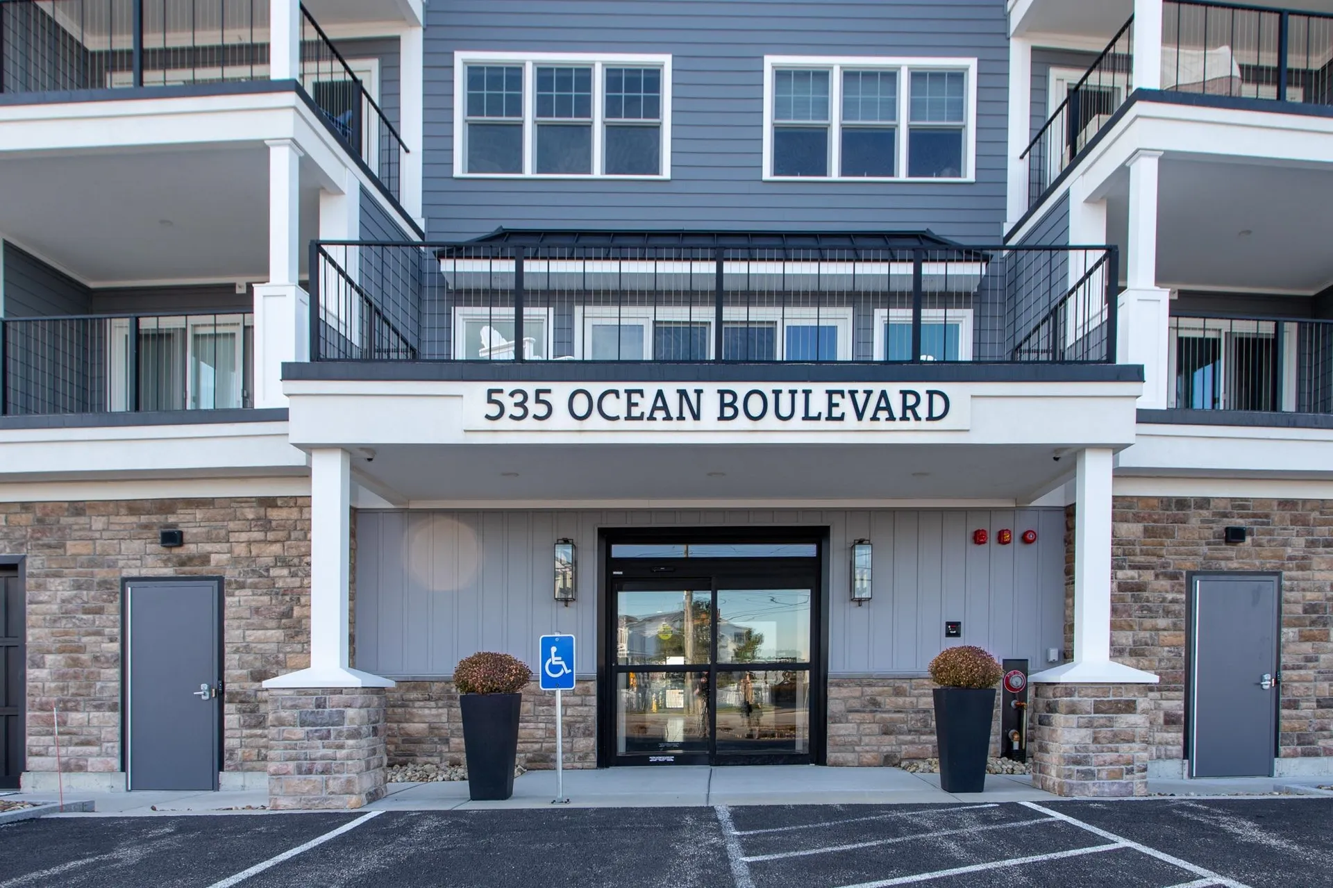 535 Ocean Boulevard Hampton NH 03842
