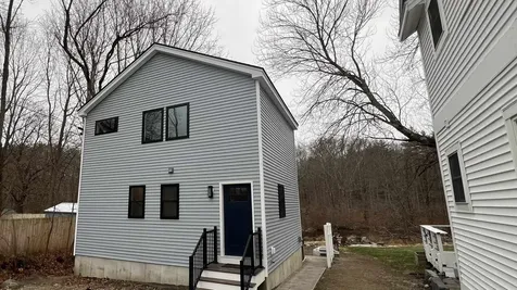 14 Hobart Street Exeter NH 03833