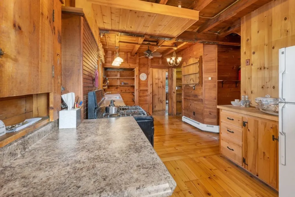 48 Sewall Road Wolfeboro NH 03894