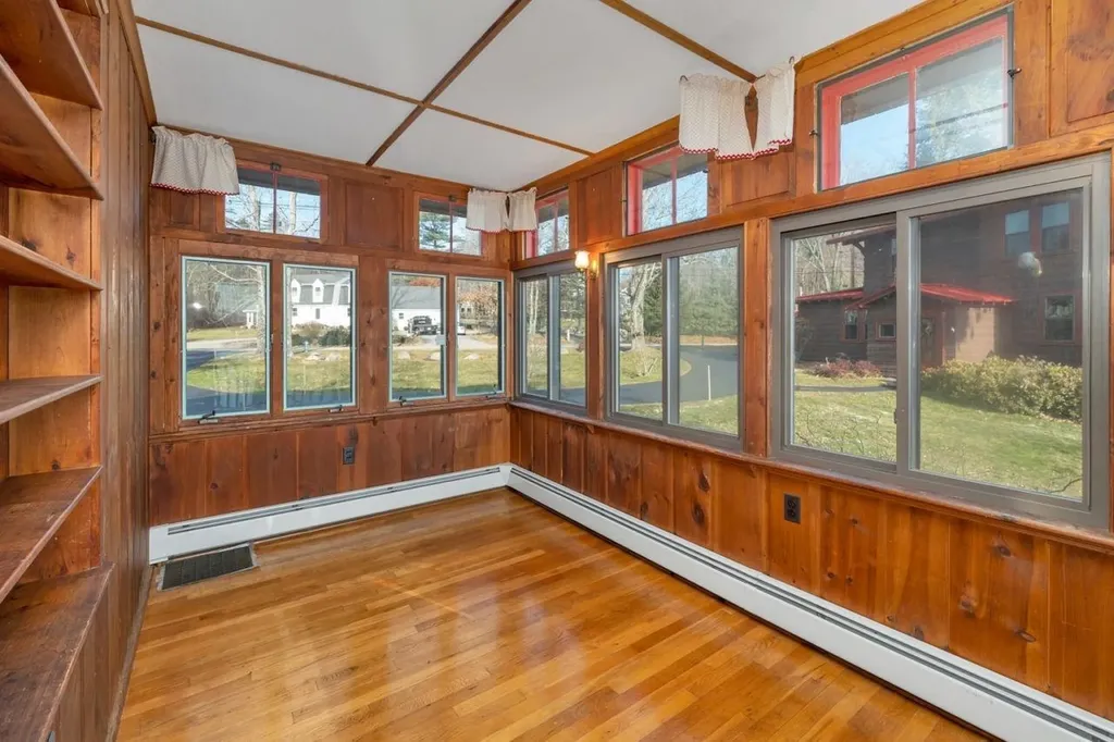 48 Sewall Road Wolfeboro NH 03894