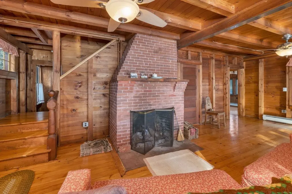 48 Sewall Road Wolfeboro NH 03894