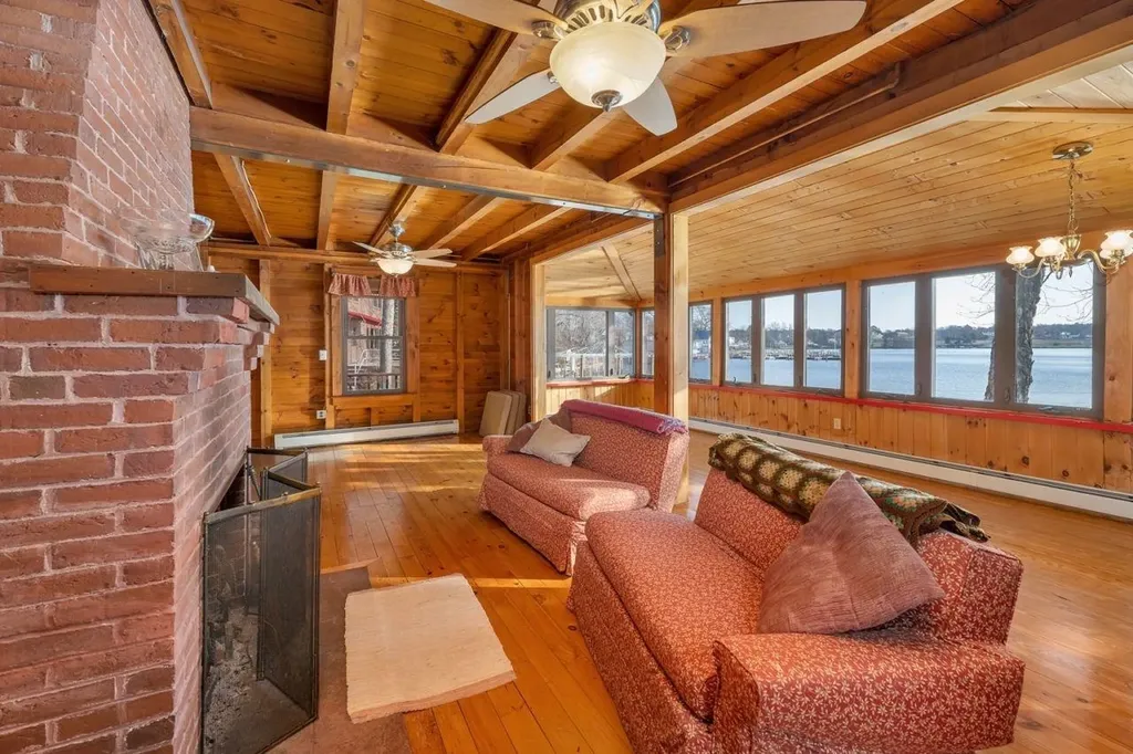 48 Sewall Road Wolfeboro NH 03894
