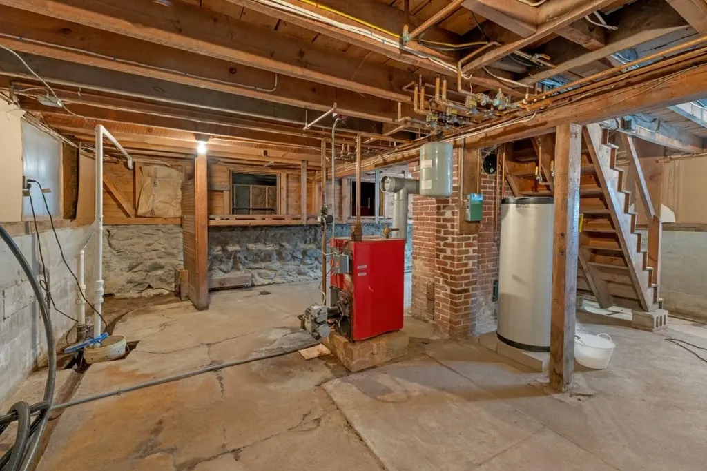 48 Sewall Road Wolfeboro NH 03894