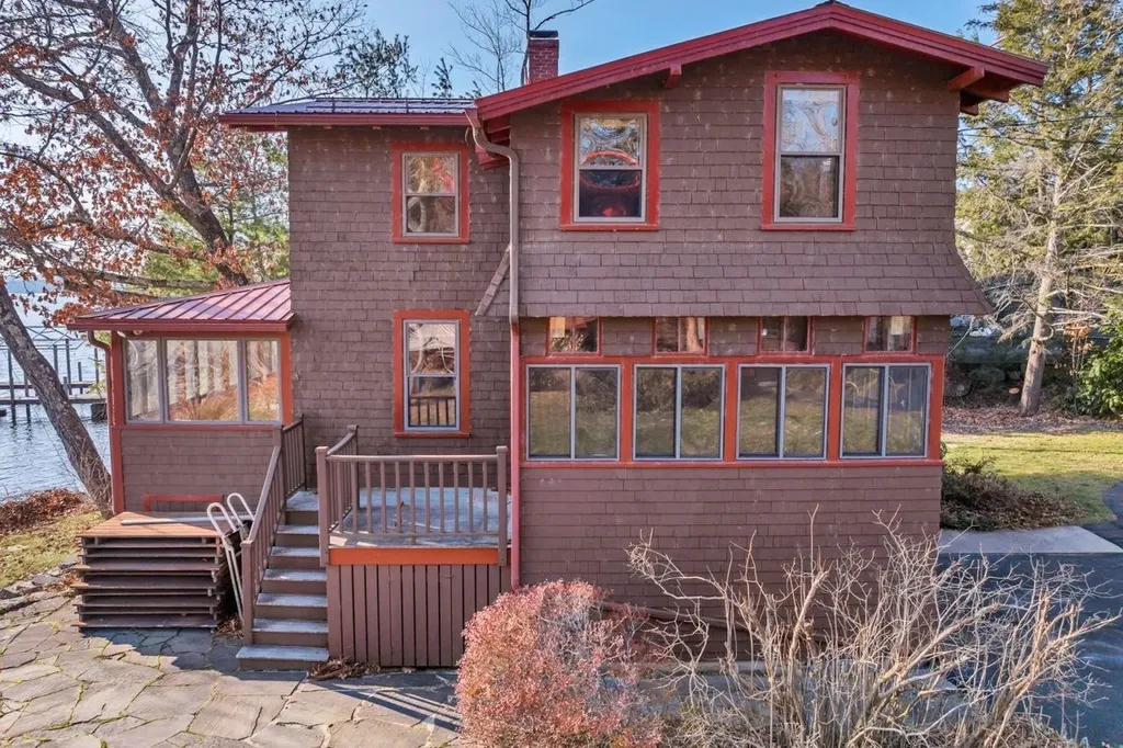 48 Sewall Road Wolfeboro NH 03894